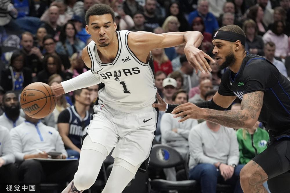 中国女足的 中国女足的