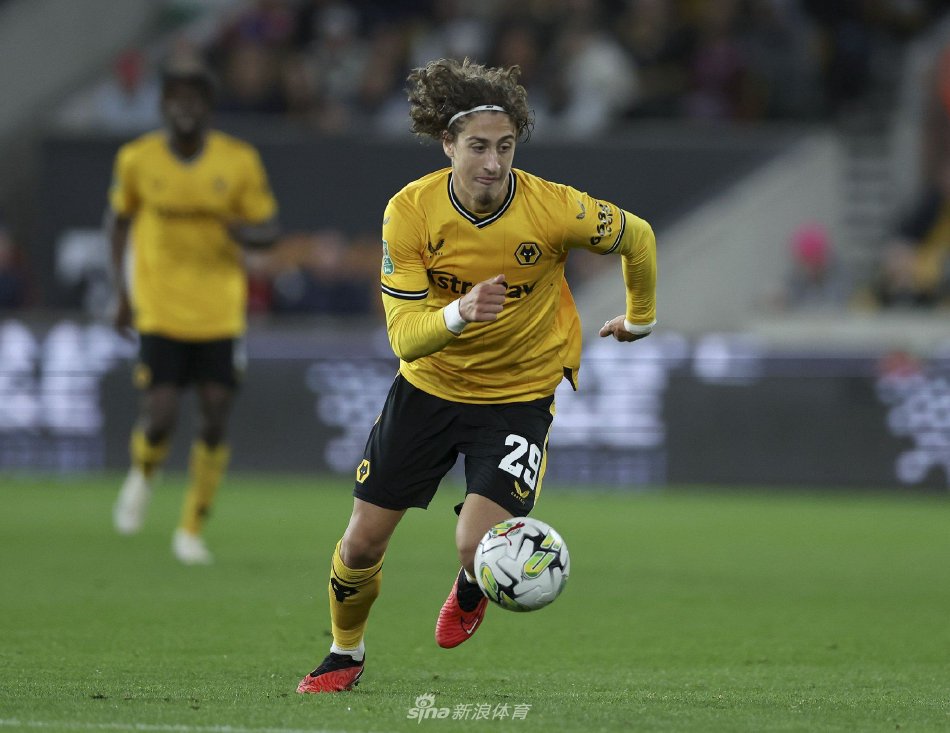 尤其是在面 尤其是在面