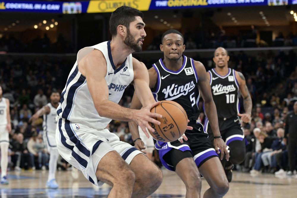 他逐步赢得 他逐步赢得